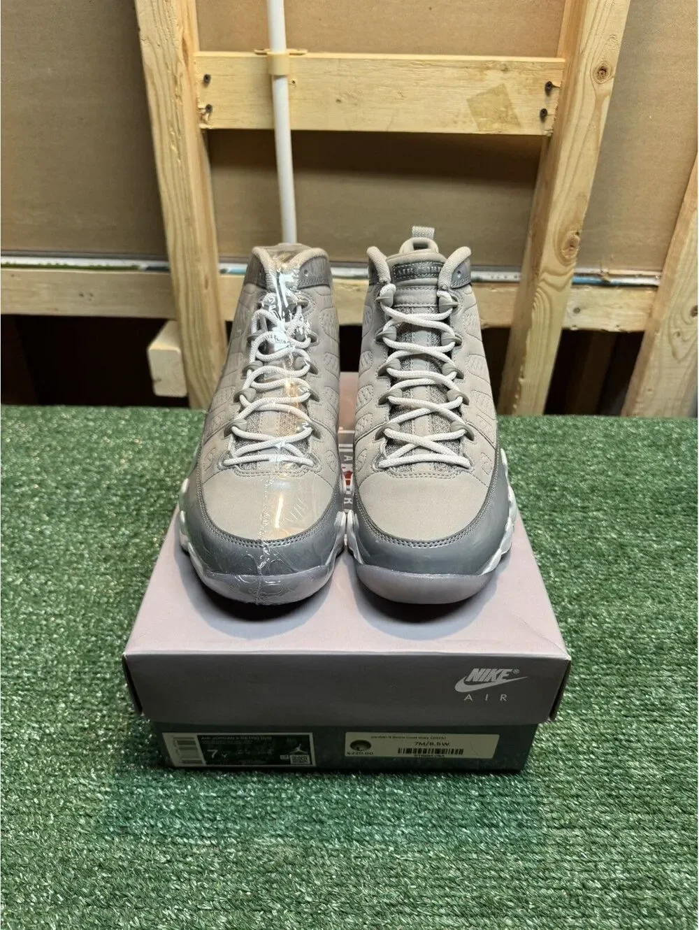 Jordan Retro 9 Cool Grey Size 7